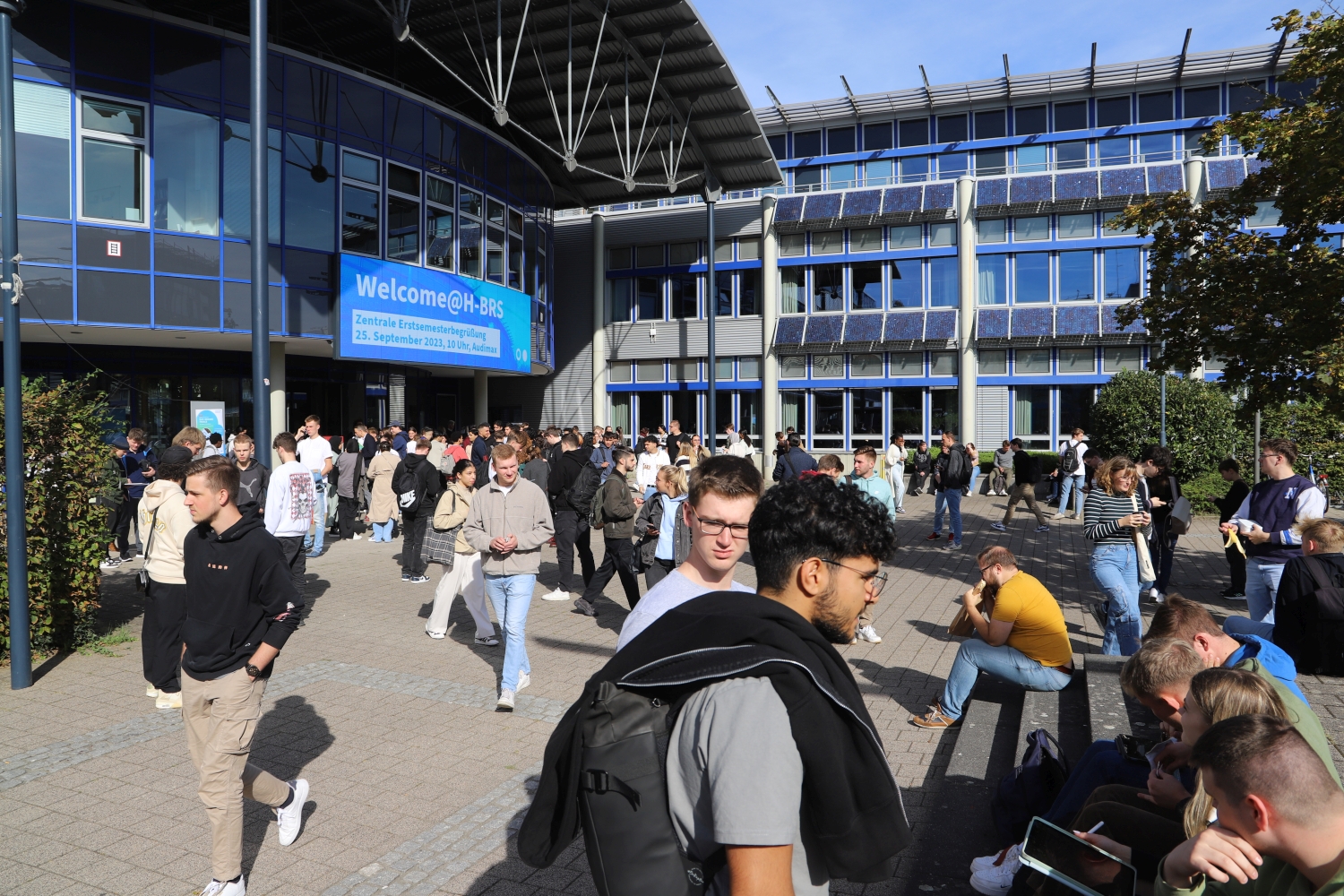 Welcome@H-BRS | Zentrale Erstsemesterbegrüßung 2024/25 | Hochschule ...